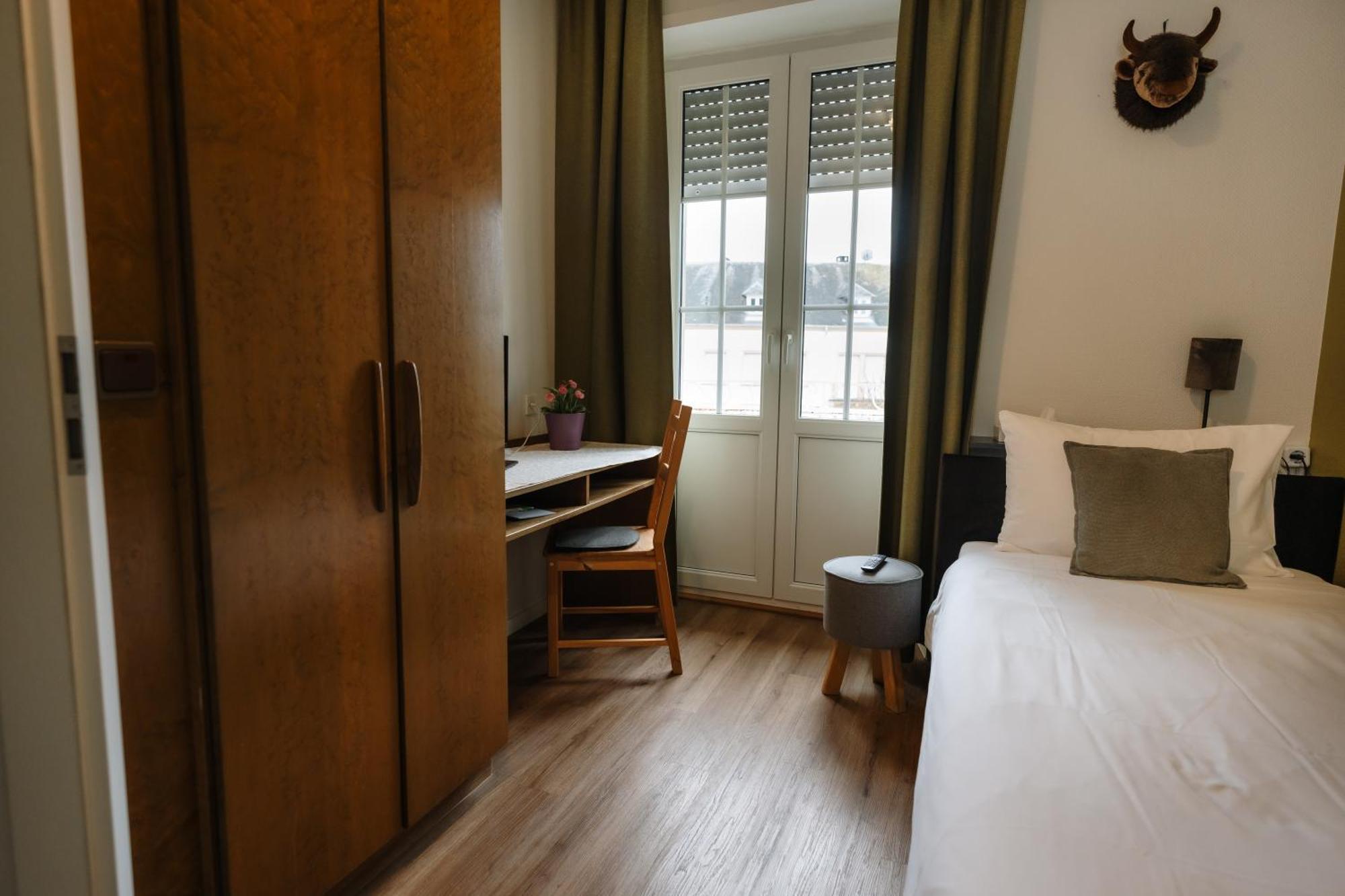 Trail-Inn Natur & Sporthotel ベルドルフ エクステリア 写真