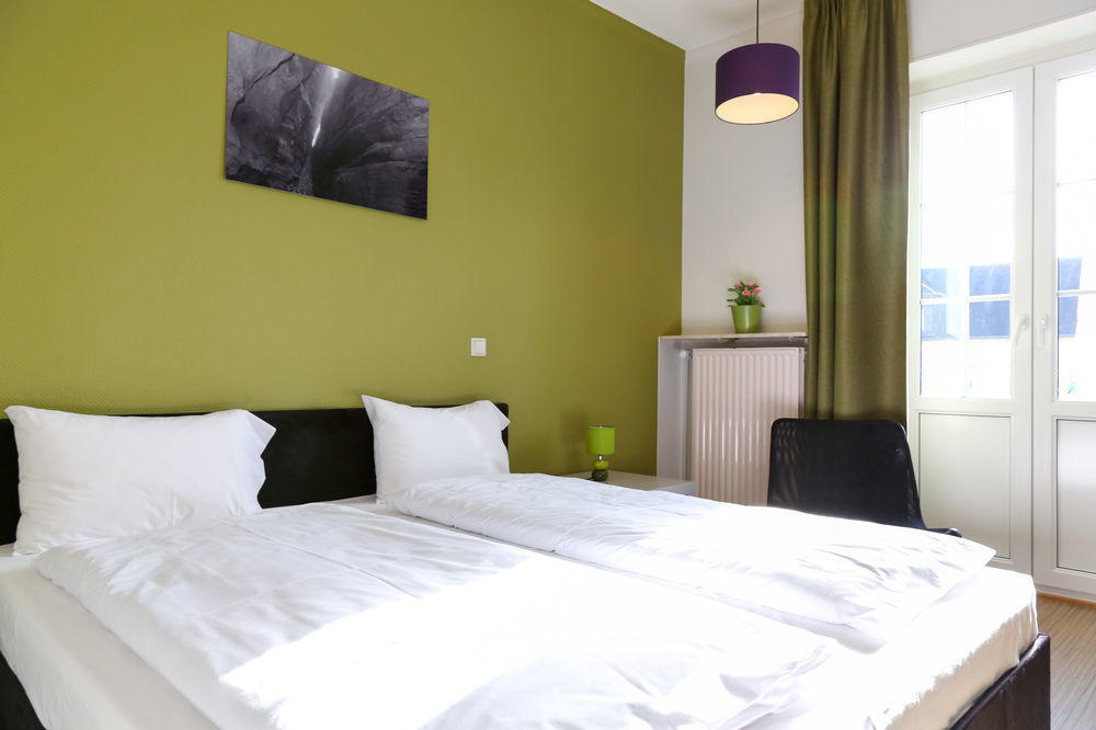 Trail-Inn Natur & Sporthotel ベルドルフ エクステリア 写真