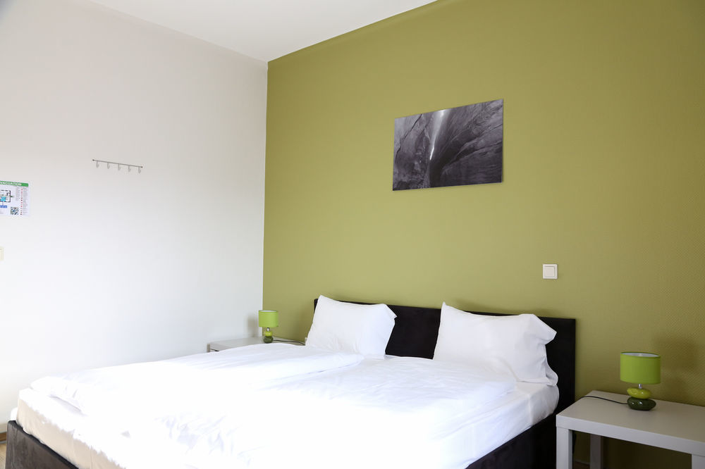 Trail-Inn Natur & Sporthotel ベルドルフ エクステリア 写真